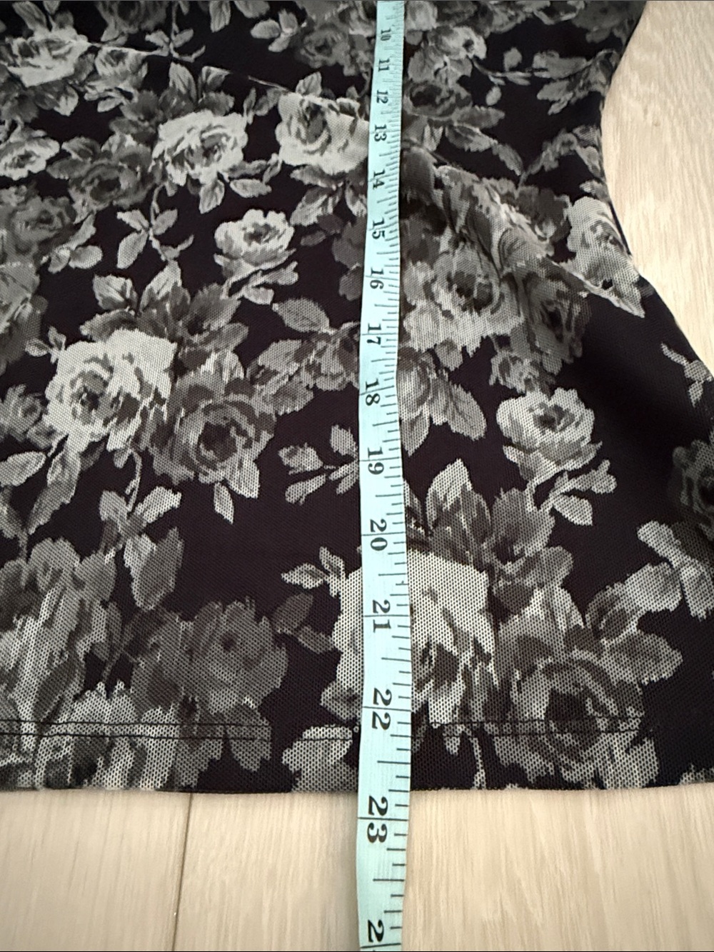 Ted Baker Black Sheer Floral Velvet Snowfall Long-Sleeve Top Roses - Picture 8 of 10